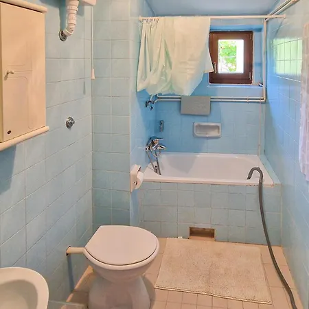 Apartment Lovely In Pobri With Wifi *